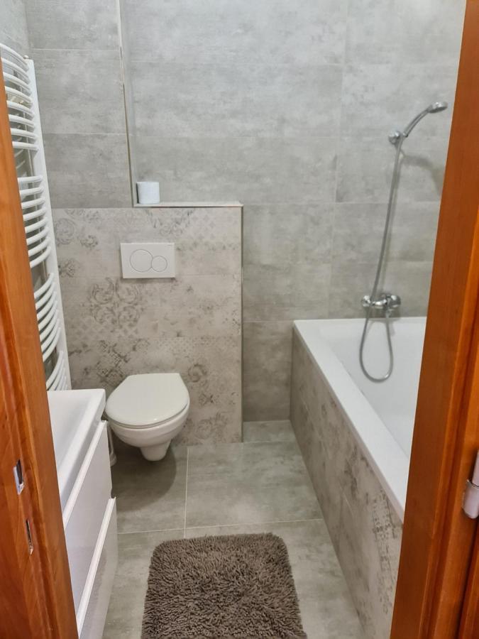 Hotel Koruna Roznov pod Radhostem Exterior foto
