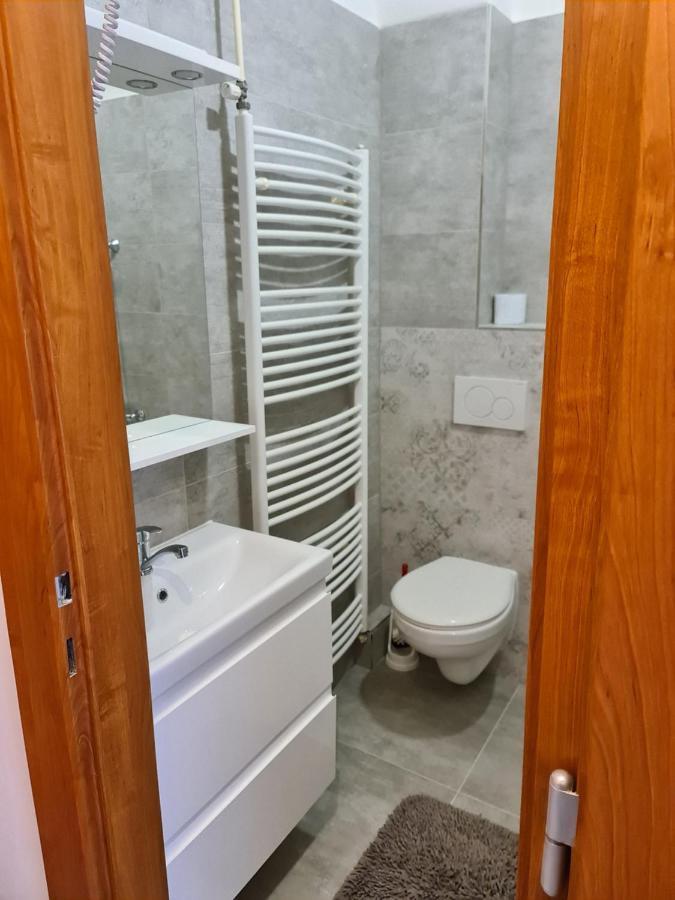 Hotel Koruna Roznov pod Radhostem Exterior foto