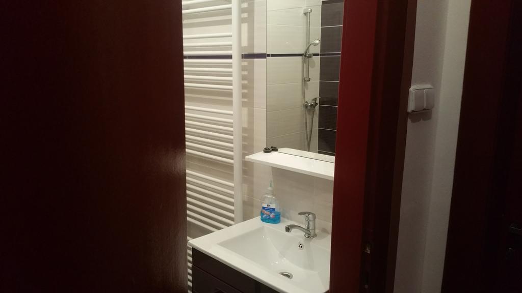 Hotel Koruna Roznov pod Radhostem Quarto foto