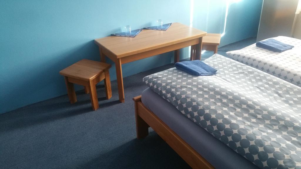 Hotel Koruna Roznov pod Radhostem Quarto foto